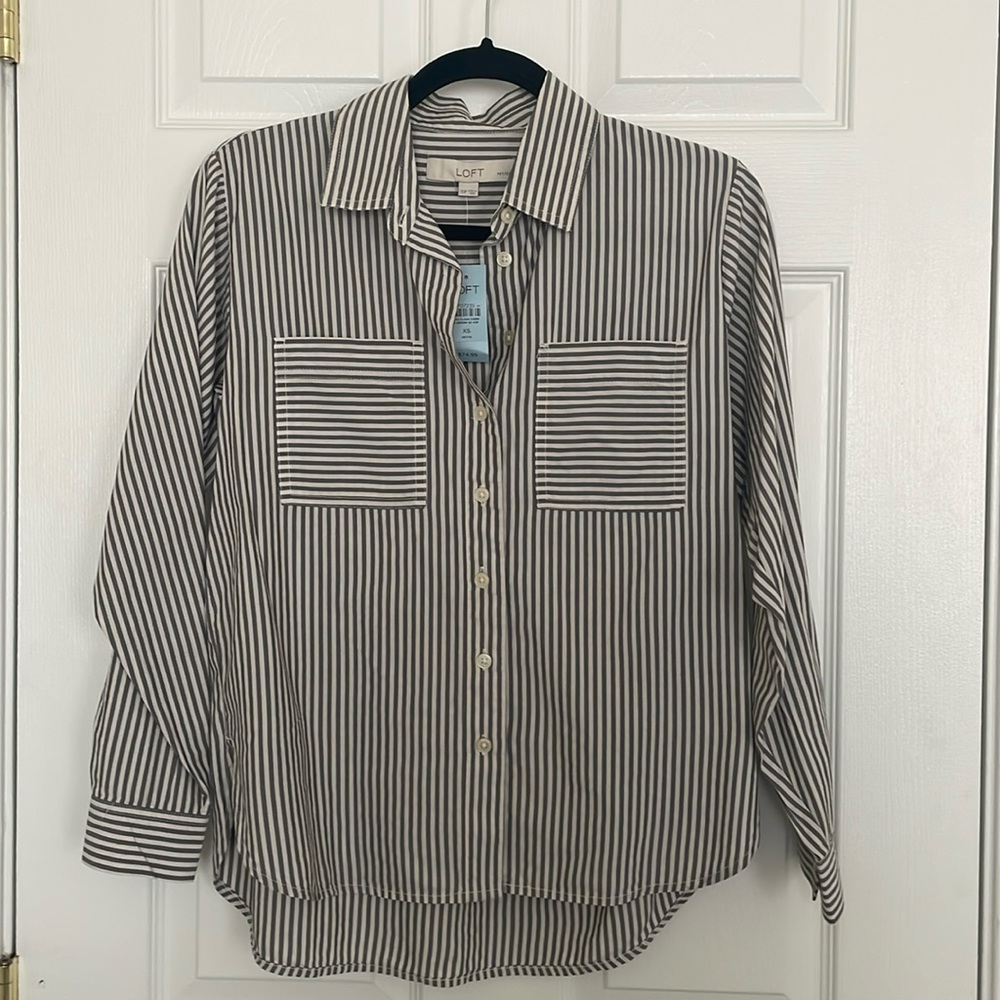 NWT Loft XS Petite Striped Boyfriend Button Down Shirt